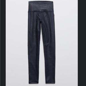 Aerie OFFLINE THE HUGGER HIGH WAISTED CRACKLE LEGGING.